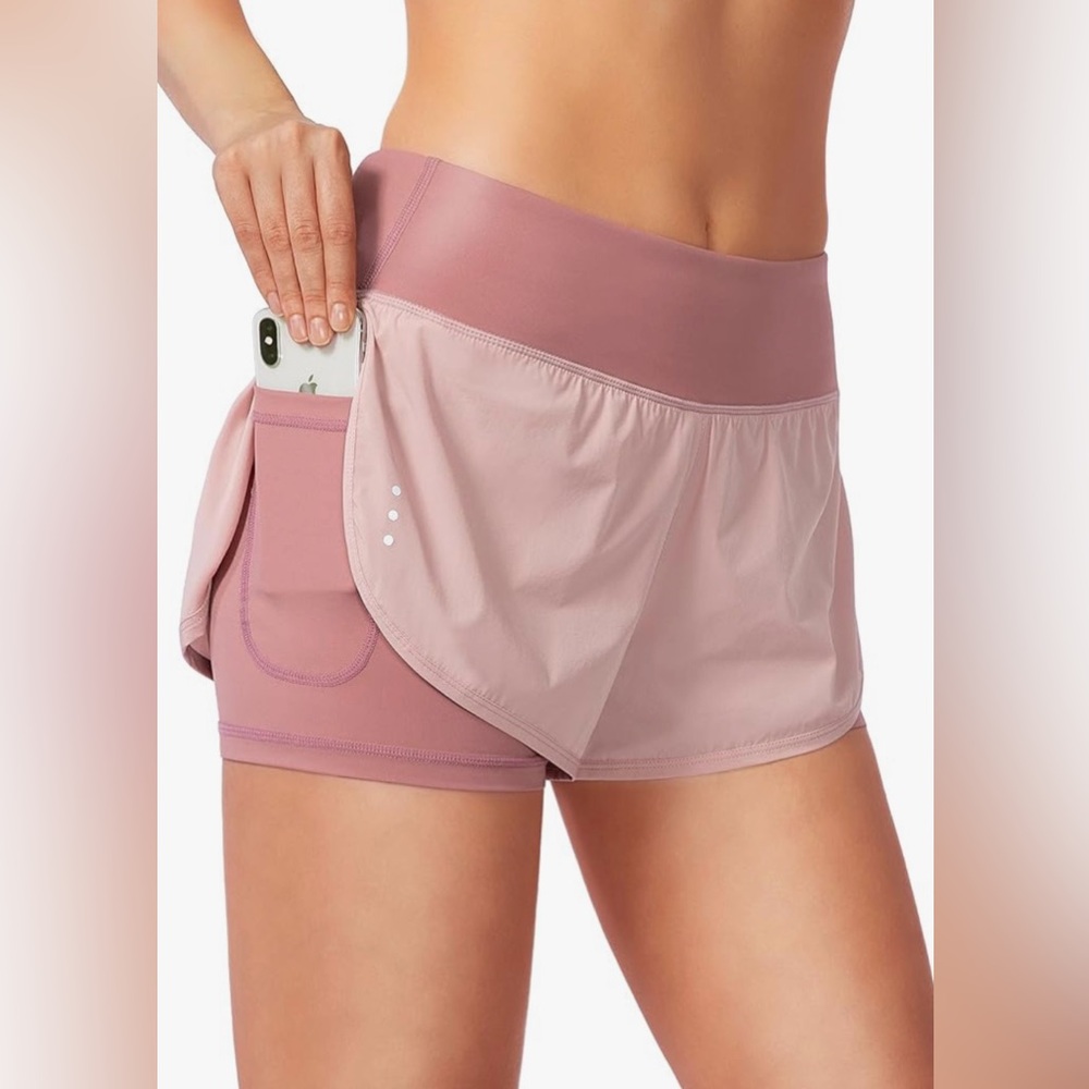 Soothfeel Medium 2 in 1 High Waisted Spandex Running Shorts with Zipper Pockets
